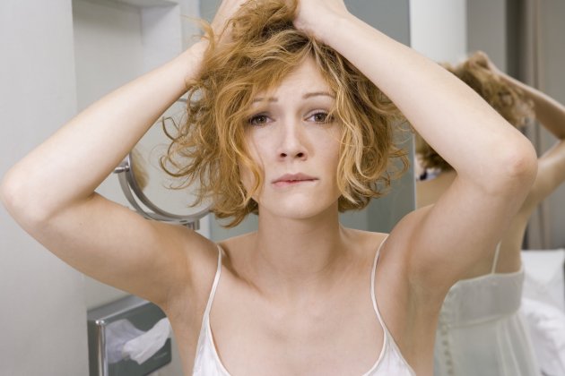 5 effets néfastes du stress sur vos cheveux